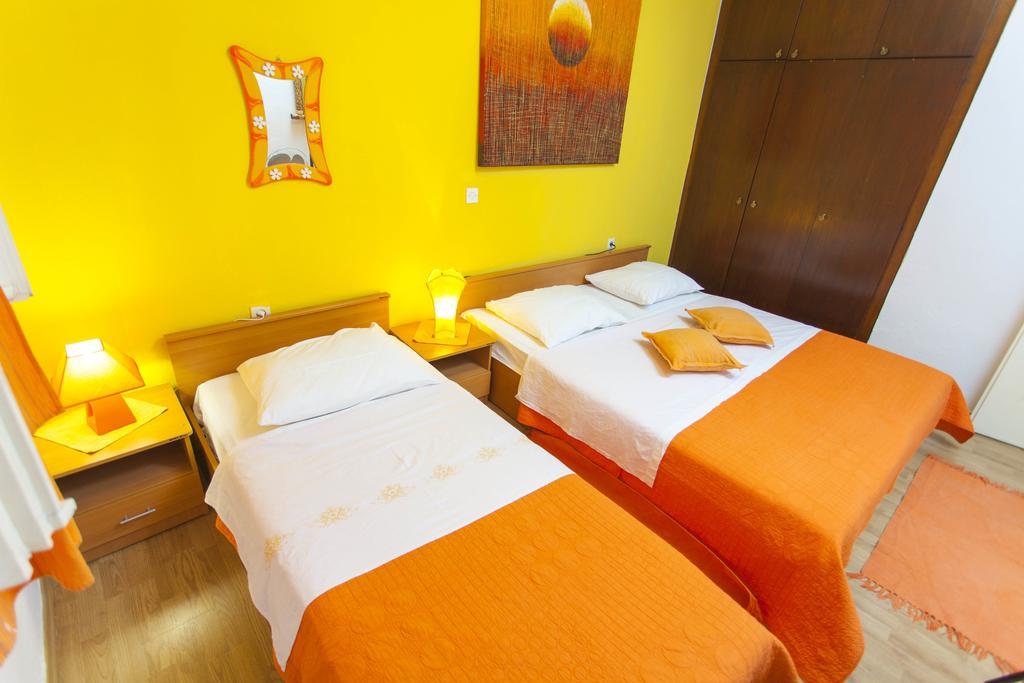 Carolija Apartment Makarska Værelse billede