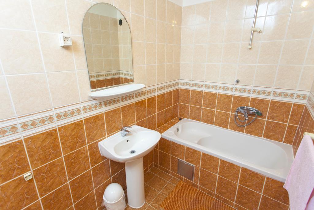 Carolija Apartment Makarska Værelse billede