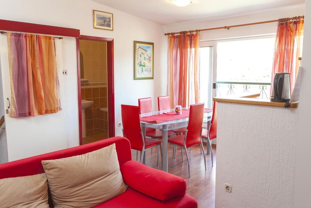 Carolija Apartment Makarska Værelse billede