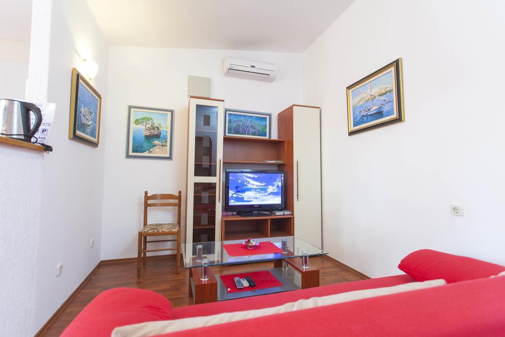 Carolija Apartment Makarska Værelse billede