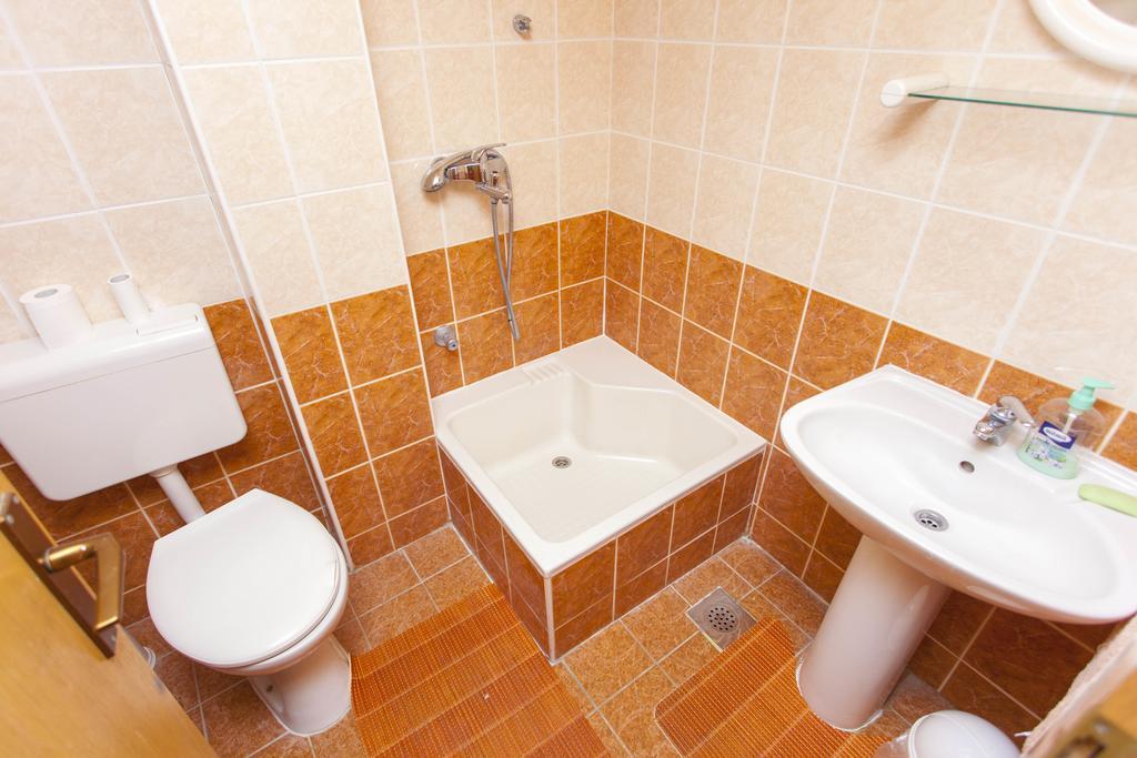 Carolija Apartment Makarska Værelse billede